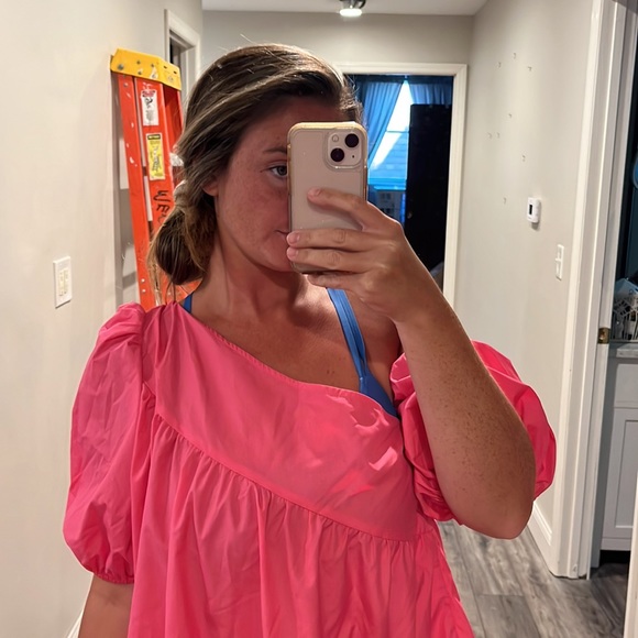 Pink dress - Picture 2 of 5